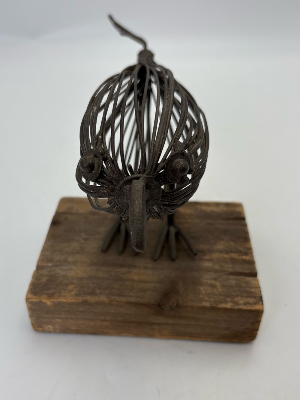 Rustic Handcrafted Metal Wire Bird Figurine on Wooden Base - Picture 4 of 13